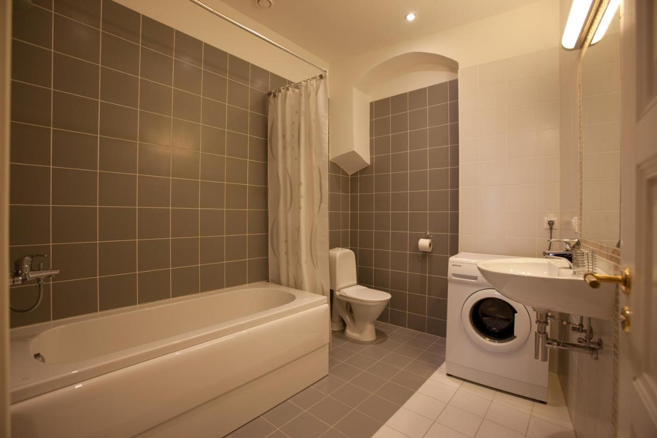 Cozy Apartment In Old Town Tallinn Bilik gambar